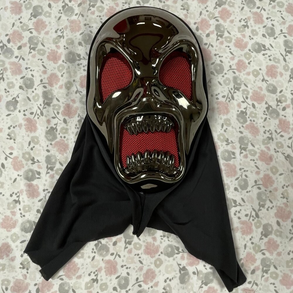 Halloween Mask - Red Eye & Mouth "Ghost Face" looking - SCARY!